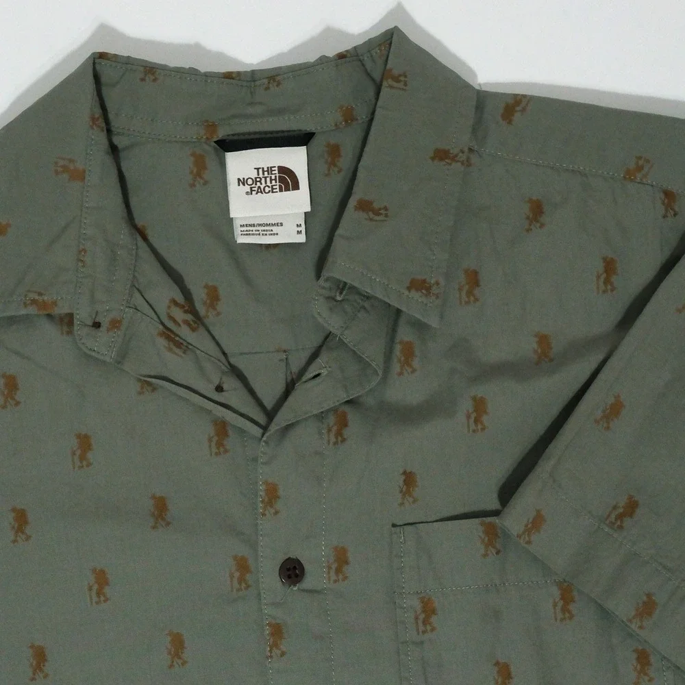 The North Face Shirt Mens Medium Green Short Sleeve Button All Over Print